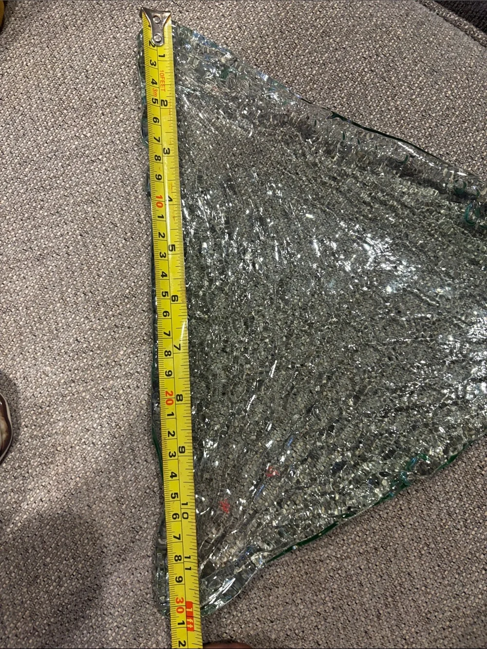 Glass Triangle decorative glass plate/server in Clear Green Edge - Unbranded